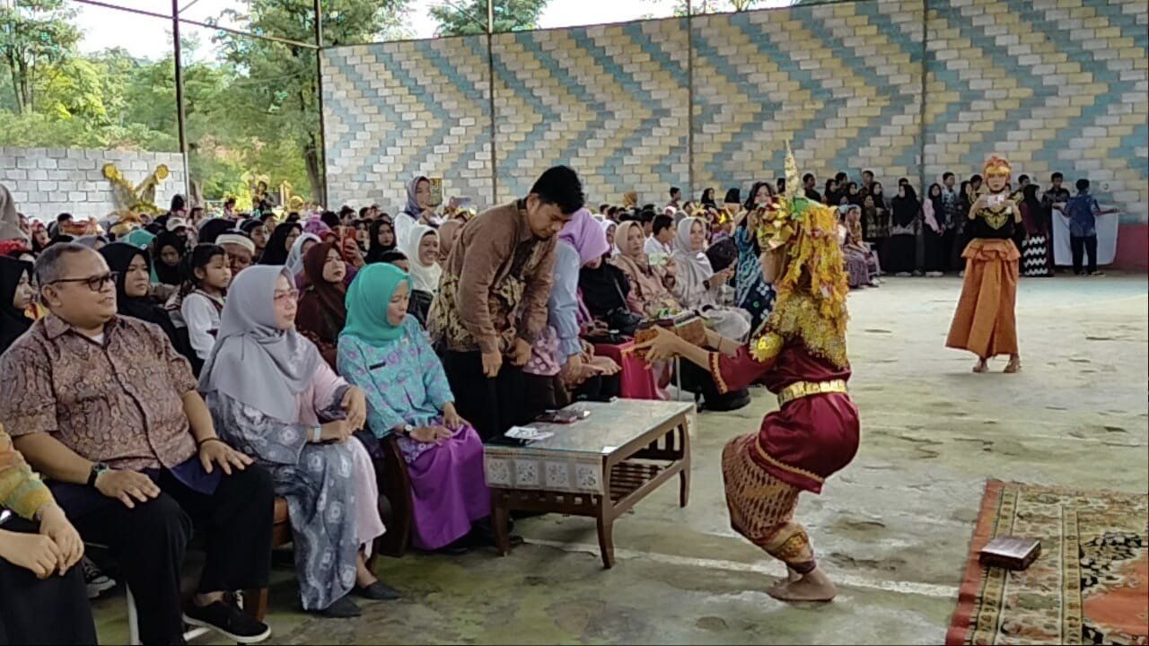 Pembagian hasil belajar siswa. SMAN 3 Banyuasin Pembagian hasil belajar siswa. SMAN 3 Banyuasin