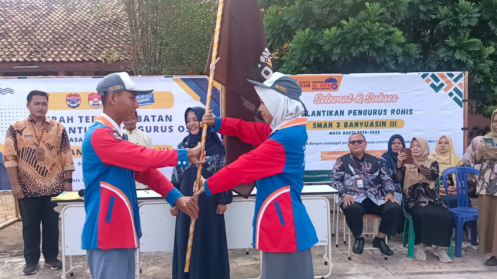 Smantiba Lantik Serentak Pengurus OSIS, Pengurus Rohis serta Pemilihan Bujang Gadis SMANTIBA Smantiba Lantik Serentak Pengurus OSIS, Pengurus Rohis serta Pemilihan Bujang Gadis SMANTIBA