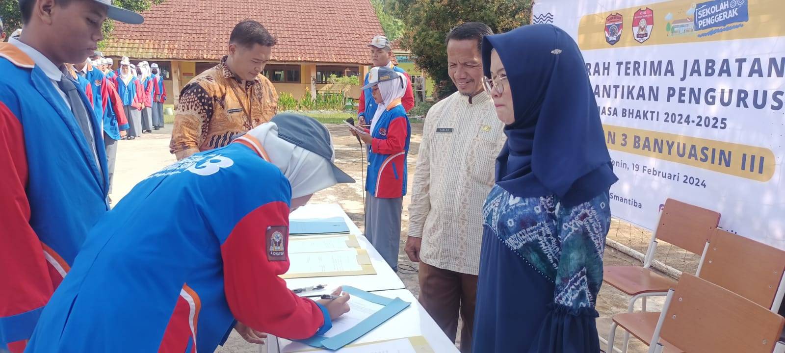 Smantiba Lantik Serentak Pengurus OSIS, Pengurus Rohis serta Pemilihan Bujang Gadis SMANTIBA Smantiba Lantik Serentak Pengurus OSIS, Pengurus Rohis serta Pemilihan Bujang Gadis SMANTIBA