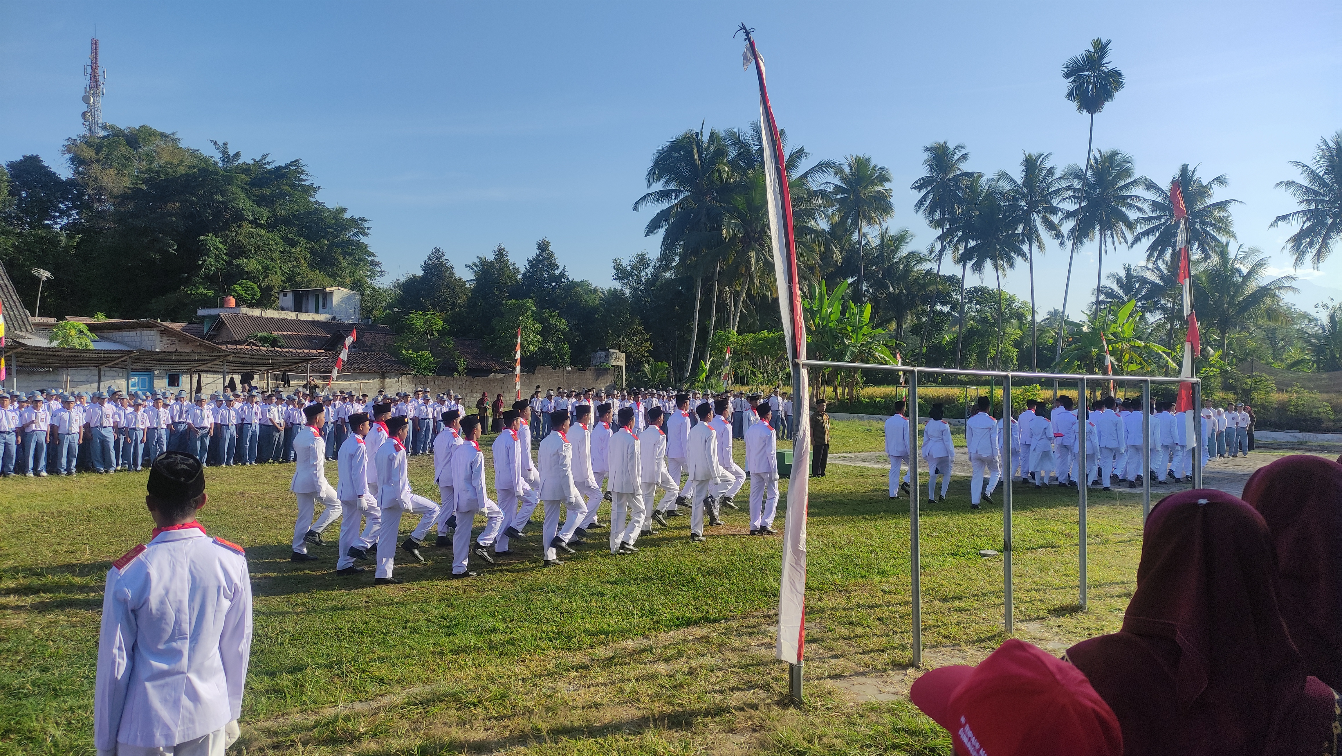 Smantiba Lantik Serentak Pengurus OSIS Smantiba Lantik Serentak Pengurus OSIS