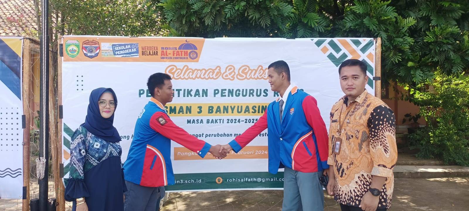 Smantiba Lantik Serentak Pengurus OSIS, Pengurus Rohis serta Pemilihan Bujang Gadis SMANTIBA Smantiba Lantik Serentak Pengurus OSIS, Pengurus Rohis serta Pemilihan Bujang Gadis SMANTIBA